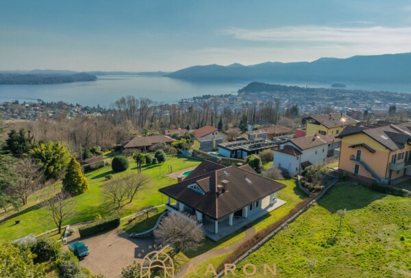 VILLA SKYLINE - A WINDOW OVER LAKE MAGGIORE