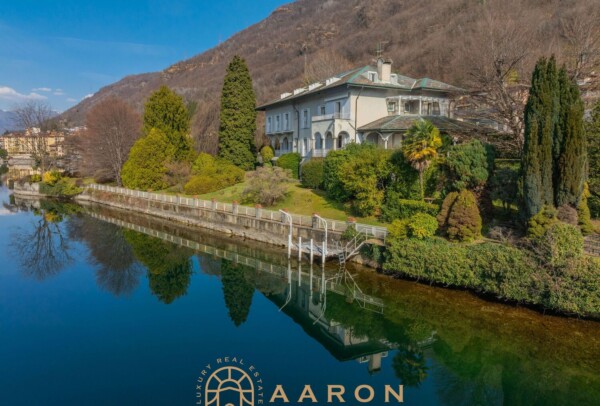 VILLA D’EPOCA SUL LAGO D’ORTA: ELEGANZA CLASSICA CON MOLO PRIVATO E CAMPO DA TENNIS